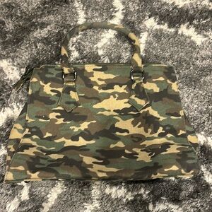 Camo purse